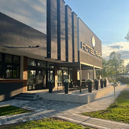 Hotel Park Opoczno Exteriér fotografie