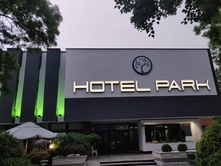 Hotel Park Opoczno Exteriér fotografie